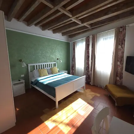 House Of Ely * Craiova