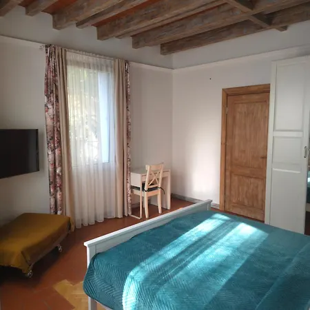 Apartment House Of Ely *