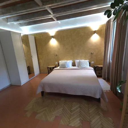 Apartment House Of Ely