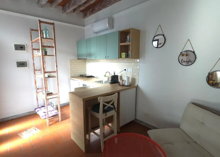 House Of Ely * Craiova