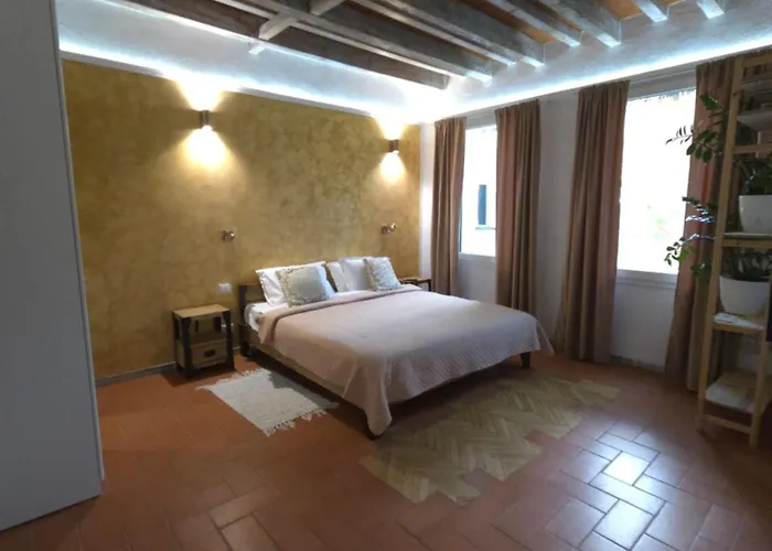 House Of Ely Lägenhet Craiova